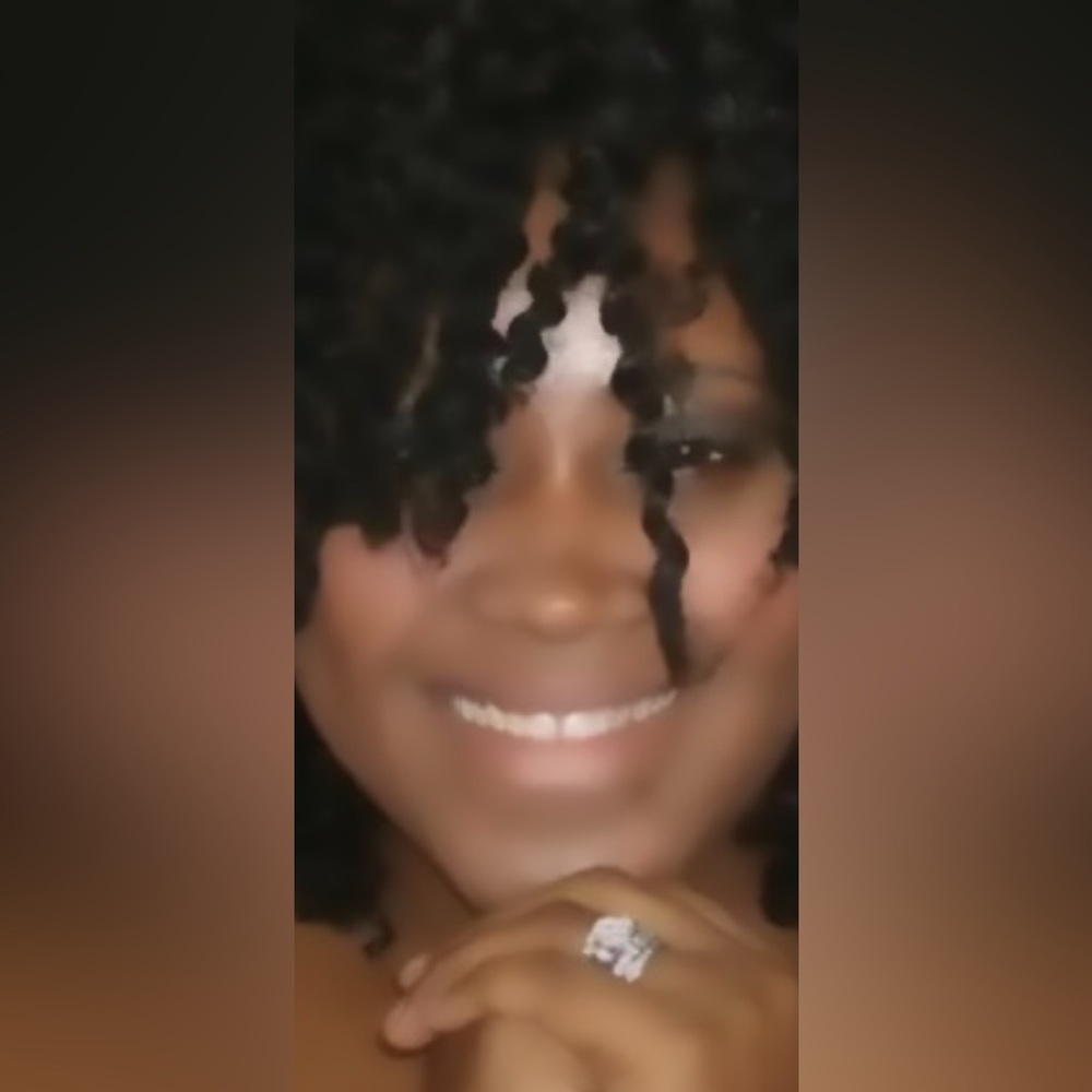 Meet your Posher, Taura